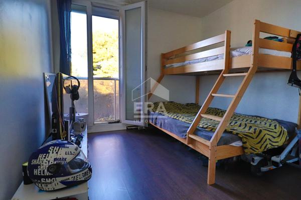 Appartement 10e Arrondissement 5 pièces - Traversant - Vue dégagée sur collines