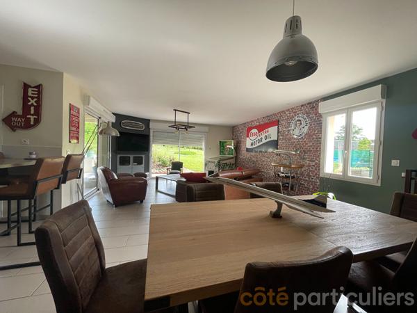 Vente
                Maison224 m² - 7 Pièces -
                    CHATEAUNEUF SUR CHER (18190)