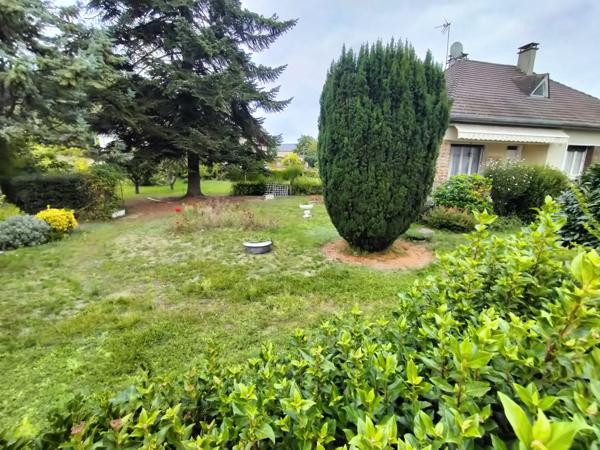 À vendre - Maison plain-pied, 5 pièces située à Montval-sur-Loir (72500)