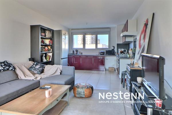 Saint Priest Centre Ville Appartement 3 pièces 71 m2 2 chambres, balcon, gararge