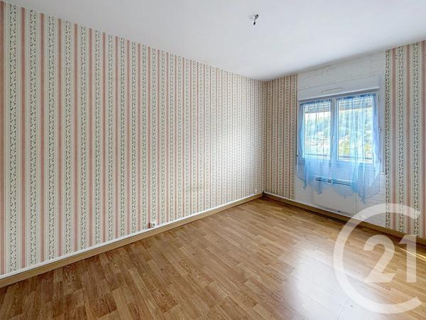 Maison à vendre  6 pièces - 121 m 2   LILLEBONNE  - 76