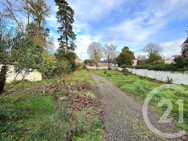 Maison à vendre  10 pièces - 350,02 m2 CHATELLERAULT - 86