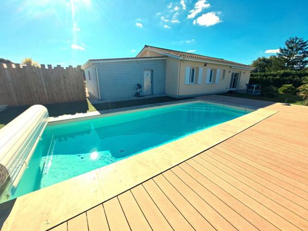 Maison 3 chambres avec piscine 104m2 - Roullet St Estephe
