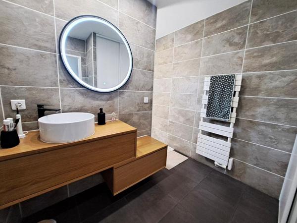 Maison 3 chambres avec piscine 104m2 - Roullet St Estephe