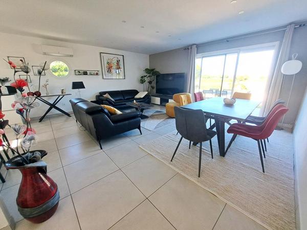 Maison 3 chambres avec piscine 104m2 - Roullet St Estephe