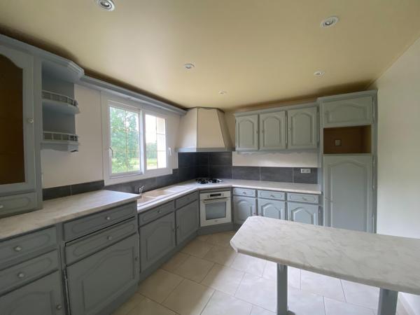 Pavillon 96 m², plain pied, 4 chs, terrain 1020 m², La Ferrière aux Etangs