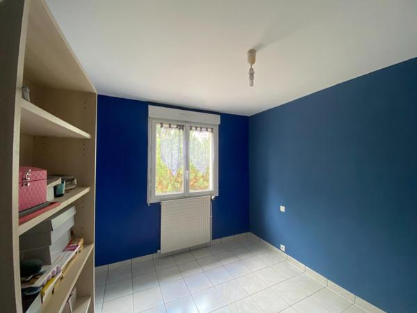 Pavillon 96 m², plain pied, 4 chs, terrain 1020 m², La Ferrière aux Etangs