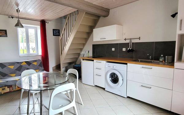Appartement à louer    1 pièce •  Écuisses