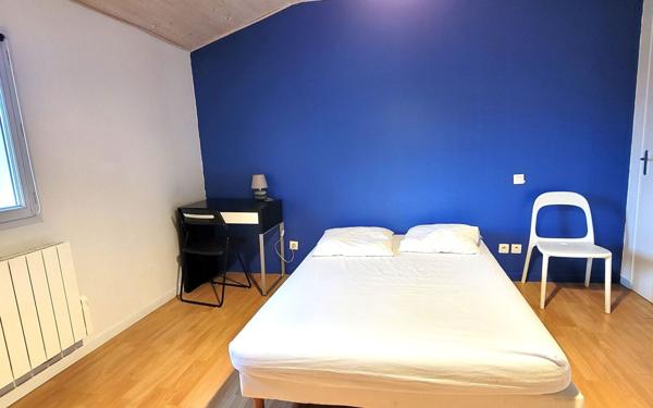 Appartement à louer    1 pièce •  Écuisses