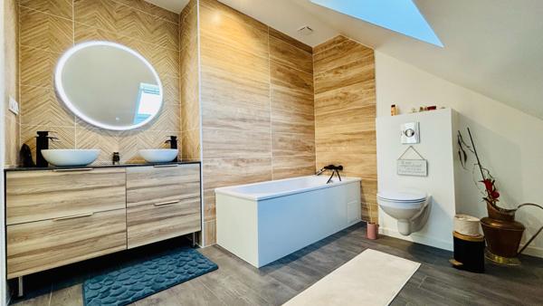 Maison Camoel 5 pièce(s) 110 m2