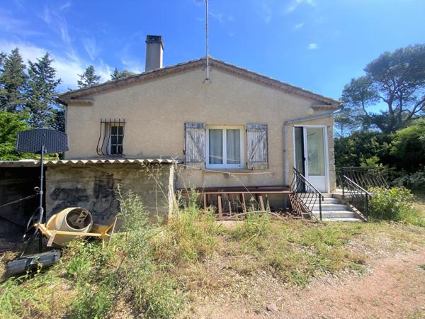 Maison avec 2.4 hectares de terrain naturel à Solliès-Pont