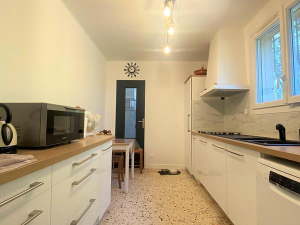 Maison avec 2.4 hectares de terrain naturel à Solliès-Pont