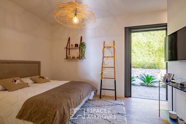 Villa d’architecte avec piscine et vue panoramique