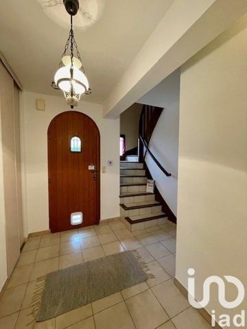 Maison traditionnelle 6 pièces de 177 m² à Sèvres-Anxaumont (86800)