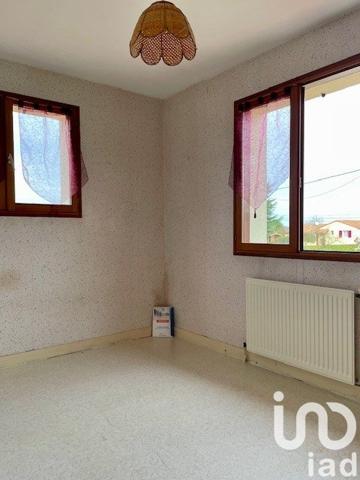 Maison traditionnelle 6 pièces de 177 m² à Sèvres-Anxaumont (86800)