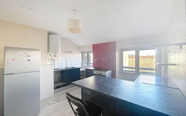 Appartement à vendre    2 pièces • 61,74 m2 Saint-Étienne