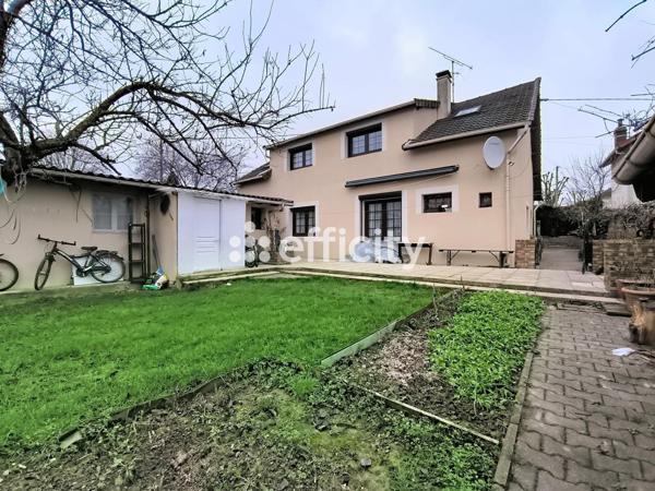 Maison 6 pièces - 134 m² Exclusivité efficity