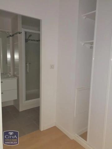 Appartement à louer 4 pièces 114.73m² Calais (62100)