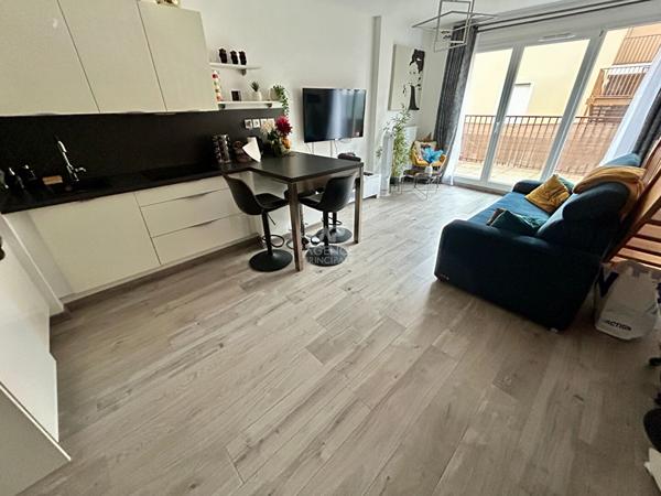 Appartement Carrieres Sous Poissy 3 pièces 57 m2 234 000 € **  - Référence  9046