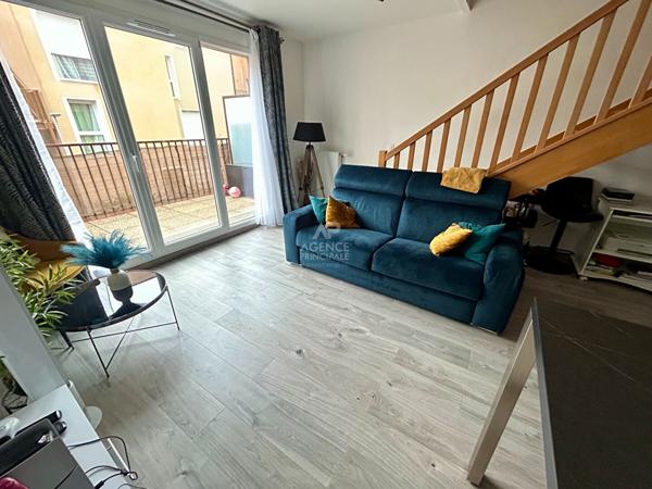 Appartement Carrieres Sous Poissy 3 pièces 57 m2 234 000 € **  - Référence  9046