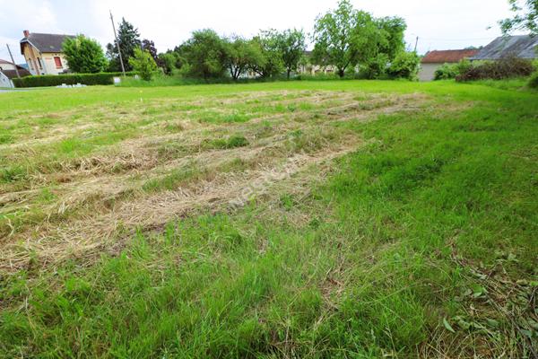 10 min de Guignicourt - 5 min St Erme : TERRAINS A BATIR