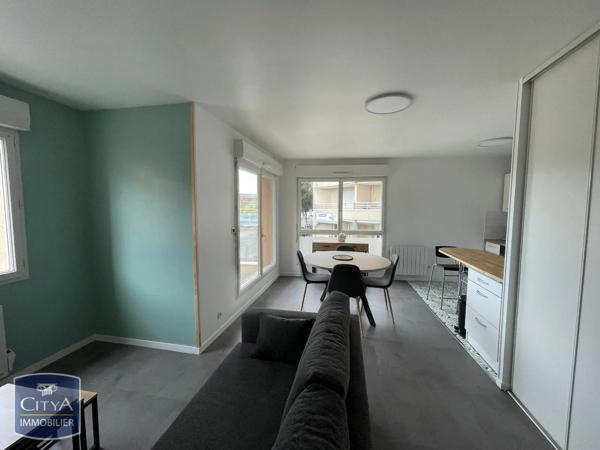 Appartement à louer 2 pièces 46.77m² Le Mans (72000)