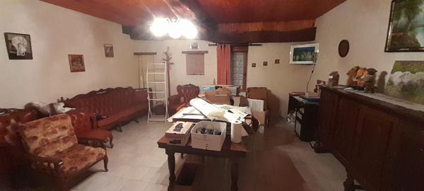 Maison de plain pied avec grand terrain !