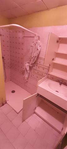 Maison de plain pied avec grand terrain !