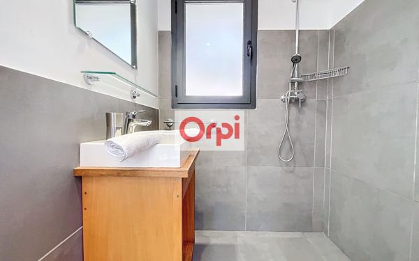 Maison à vendre    3 pièces •  Porto-Vecchio