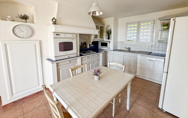 Maison à vendre    7 pièces •  Bellegarde