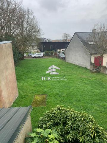 Local commercial - 98m2 - LA CHAPELLE SUR ERDRE