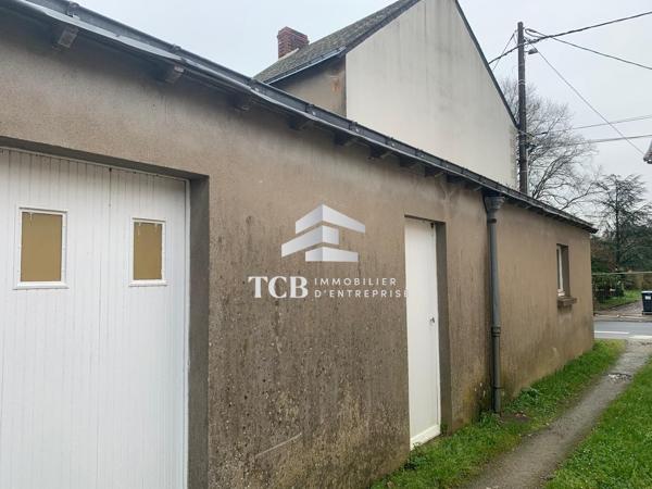 Local commercial - 98m2 - LA CHAPELLE SUR ERDRE