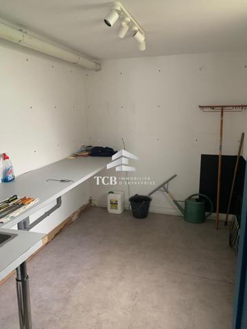 Local commercial - 98m2 - LA CHAPELLE SUR ERDRE