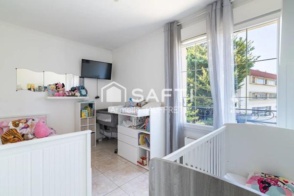 Maison d'exception dans secteur résidentiel