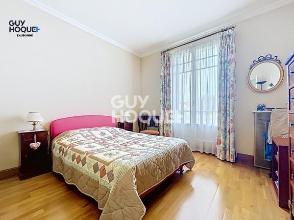 14 min gare Ermont-Eaubonne et Ermont Halte ! Superbe demeure indépendante de 130m² - 4 chambres -garage