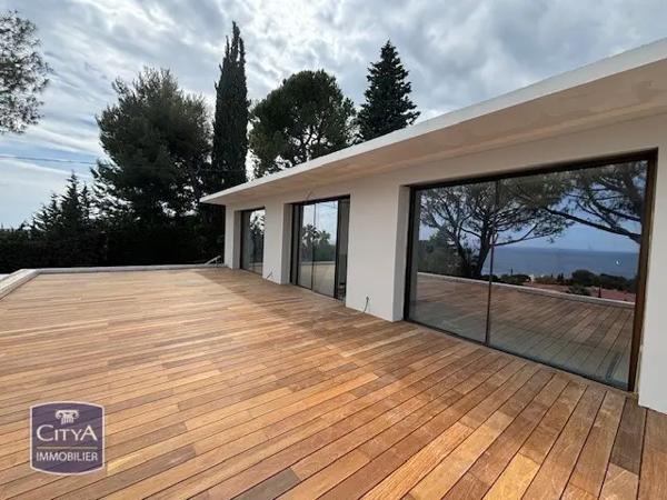 Maison à vendre 5 pièces 264m² Roquebrune-Cap-Martin (06190)