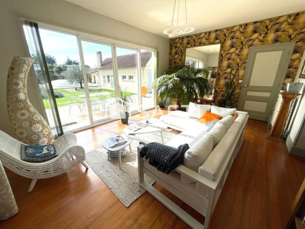 Hôtel particulier 6 chambres 260m² avec piscine