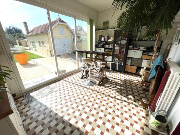 Hôtel particulier 6 chambres 260m² avec piscine