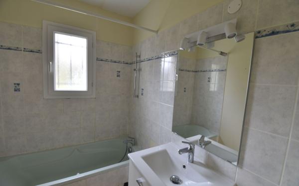 Maison à vendre    4 pièces • 97 m2 Cosne-Cours-sur-Loire