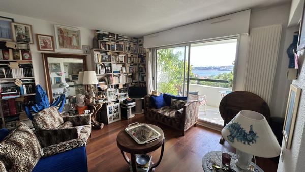 Appartement
                                                                                                                                                                                                                                                                                                                        2 pièce(s)                                                                                                                                                                                                          1 chambre(s)                                                                                                                                                                                                          39.77  m²