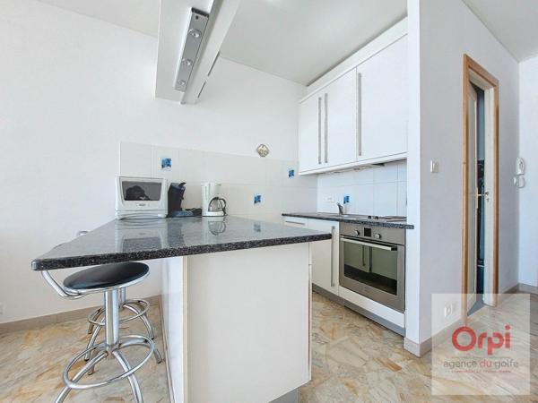 Appartement à vendre    1 pièce • 40 m2 Ajaccio