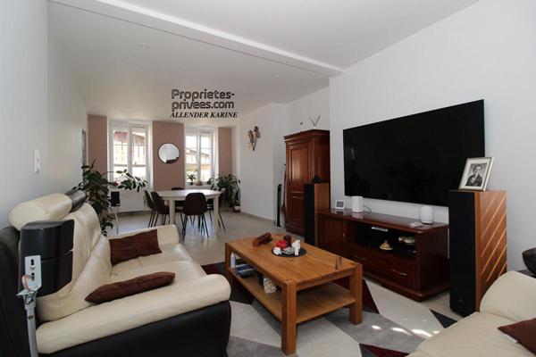 Maison Villeneuve L Archeveque 5 pièce(s) 180 m2 avec dépendances