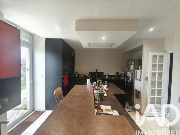 Maison à vendre 8 pièces 242 m² Brecé