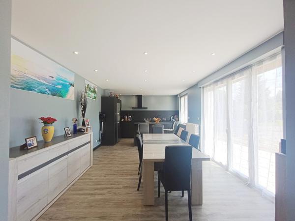 Jolie Maison sur sous-sol d'une surface habitable de 126 m2 sur terrain clos de 1233 m2