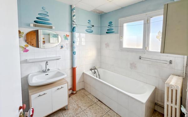 Appartement à vendre    3 pièces •  Saint-Astier