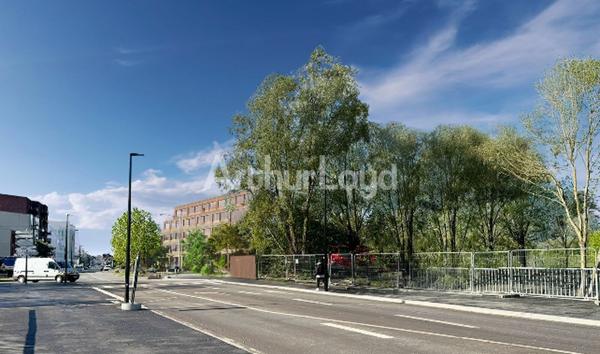 Bureaux à louer ou vendre à Villeneuve-d’Ascq avec parking silo et accès facile