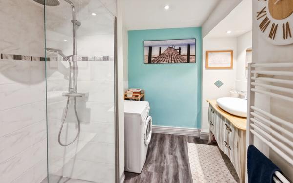 Appartement de Prestige type T3 79 M² - Centre ville AIX LES BAINS