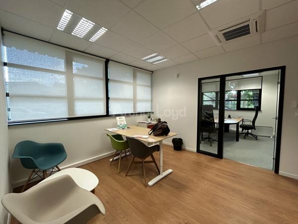 BUREAUX à LOUER de 229 m²