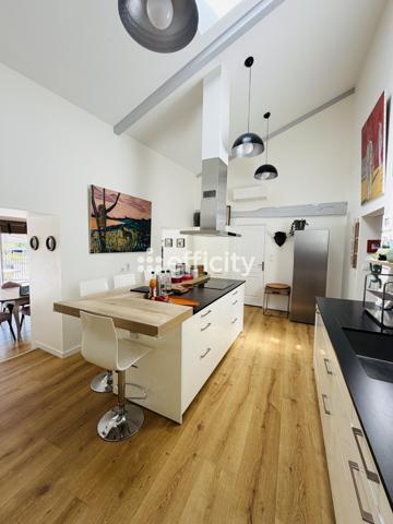 Maison 8 pièces - 300 m² Bien prestige