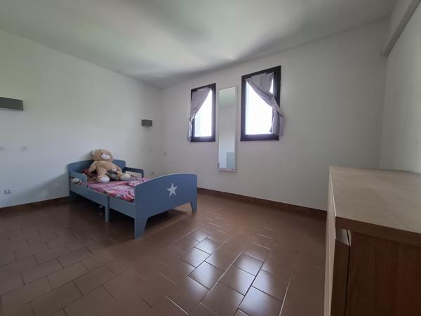 Maison T4 / 84m² Jardin, Piscine, Parking privé